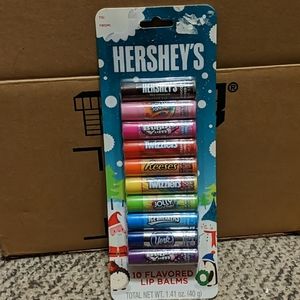 💙Ten Hershey's lip balms